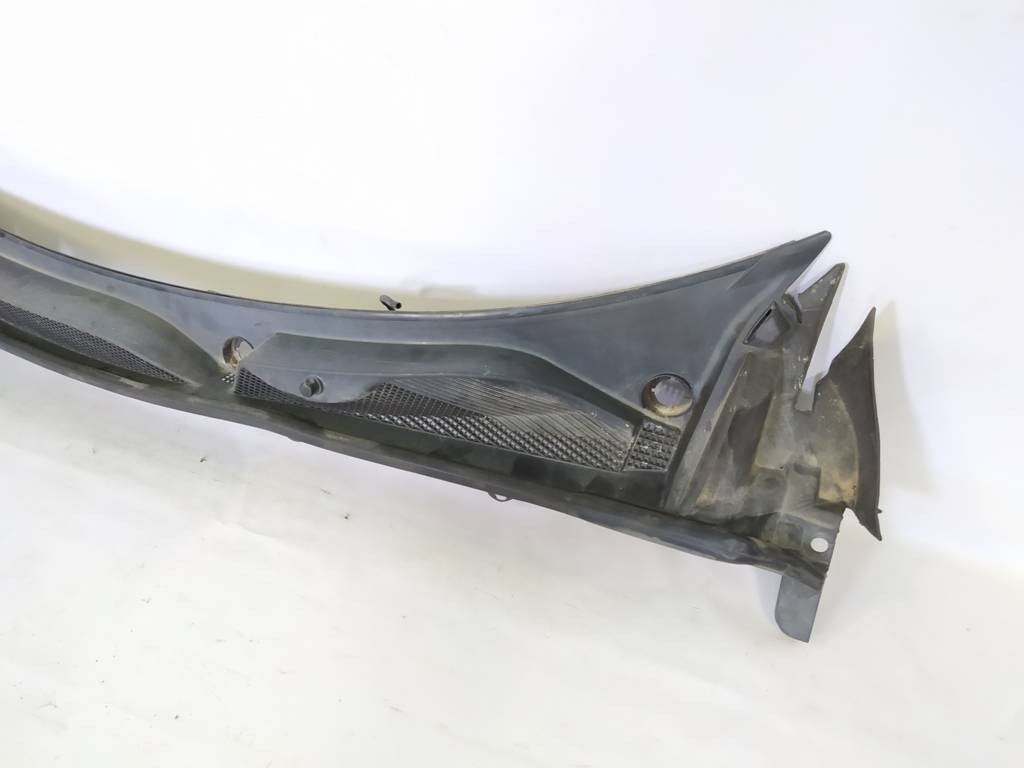 Malibu Накладка під лобове скло Chevrolet Malibu 2013-2016 22937516 Chevrolet Malibu 12