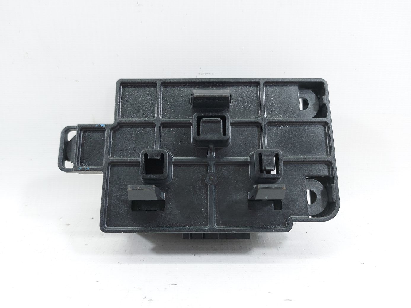 Regal Блок парктроников Buick Regal 2014-2017 23196211 Buick Regal 2