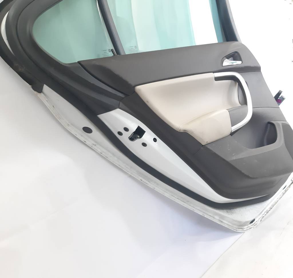 Regal Двері задні ліві Buick Regal 2011-2017 13469926 Buick Regal 34