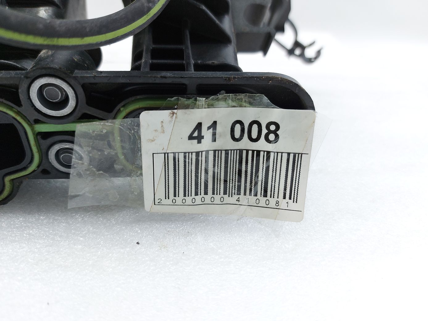 Trax Впускной коллектор (сломан клапан) Chevrolet Trax 2015-2020 25200449 Chevrolet Trax 4 Trax Впускной коллектор (сломан клапан) Chevrolet Trax 2015-2020 25200449 Chevrolet Trax 4