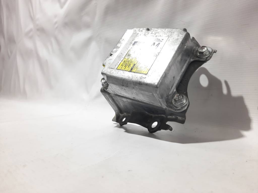 Sienna Air Bag блок Toyota Sienna 2015-2016 8917008140 Toyota SIENNA 3