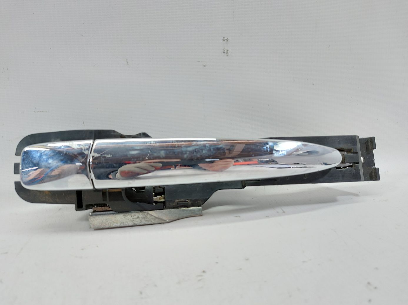 Sentra. Ручка дверей задньої лівої зовнішня (хром) Nissan Sentra 2013-2019 826409N00A Nissan Sentra