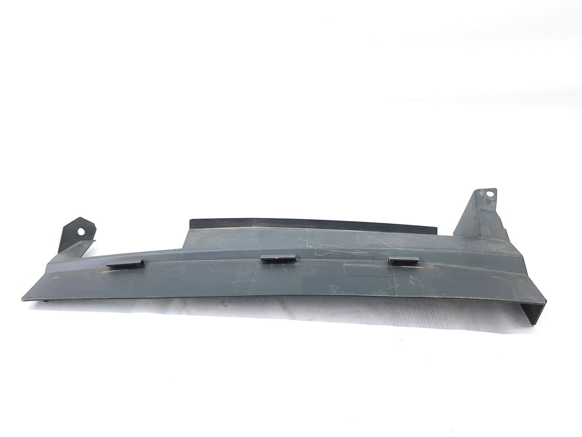 Ats Накладка під лобове скло (зовнішнє) Cadillac ATS 2013-2019 22893531 Cadillac ATS 2