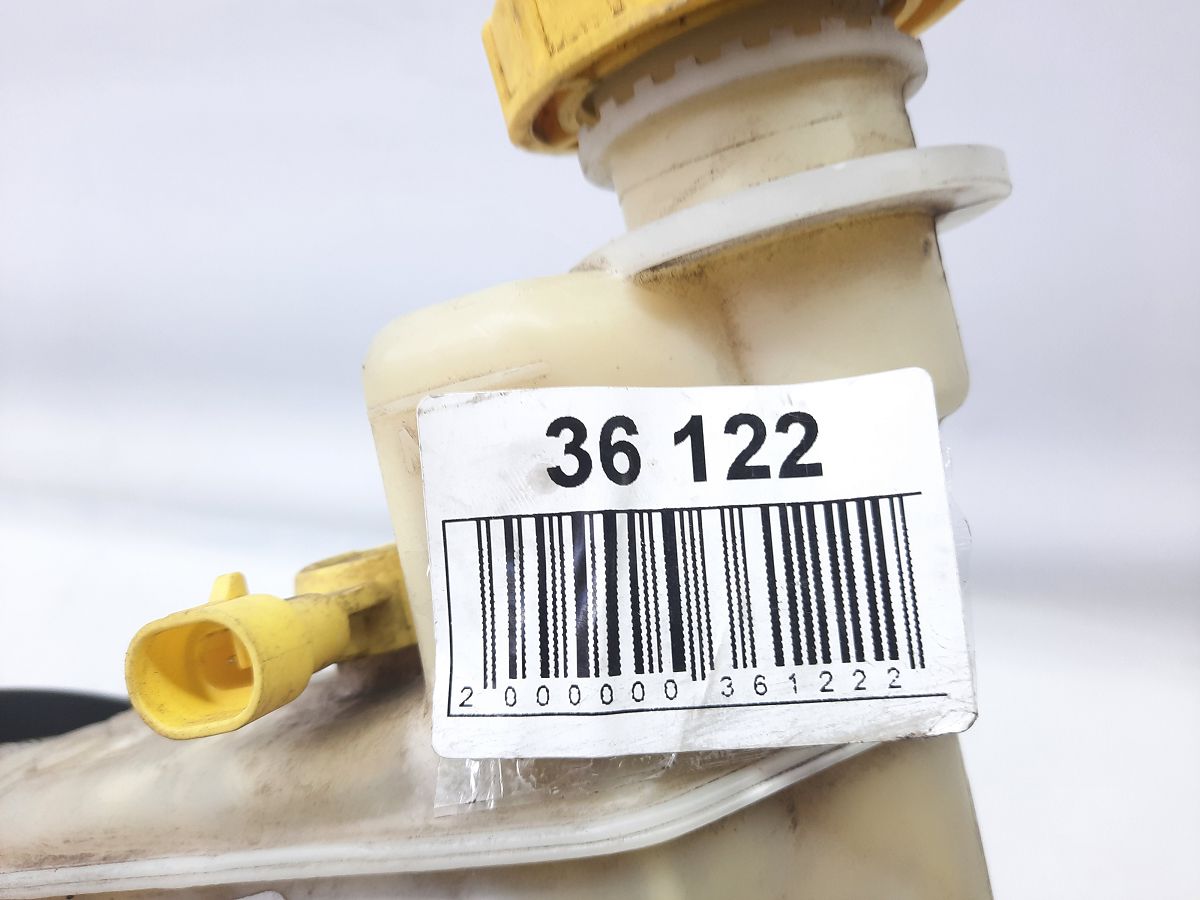 Dart Головний гальмівний циліндр Dodge Dart 2013-2019 68192615AA Dodge Dart 14