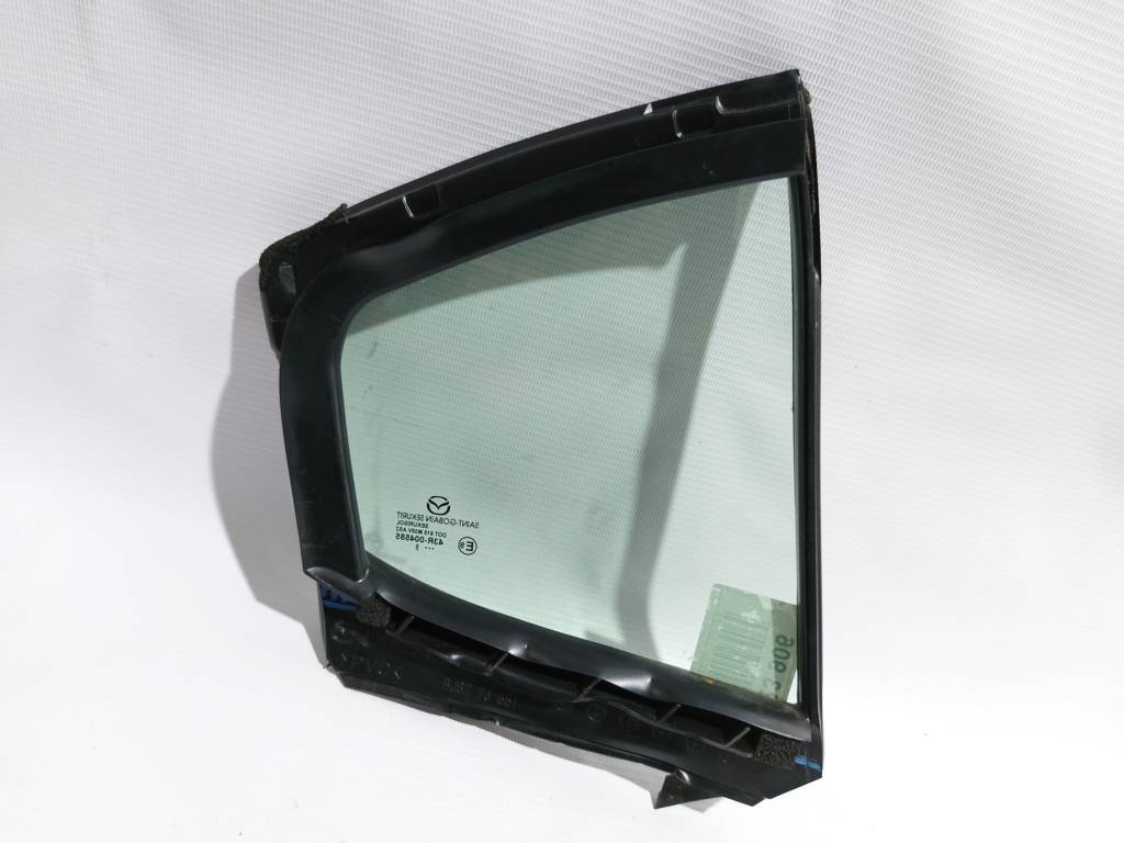3 Форточка двери задней левой Mazda 3 2014-2018 BJS773661 Mazda 3 3