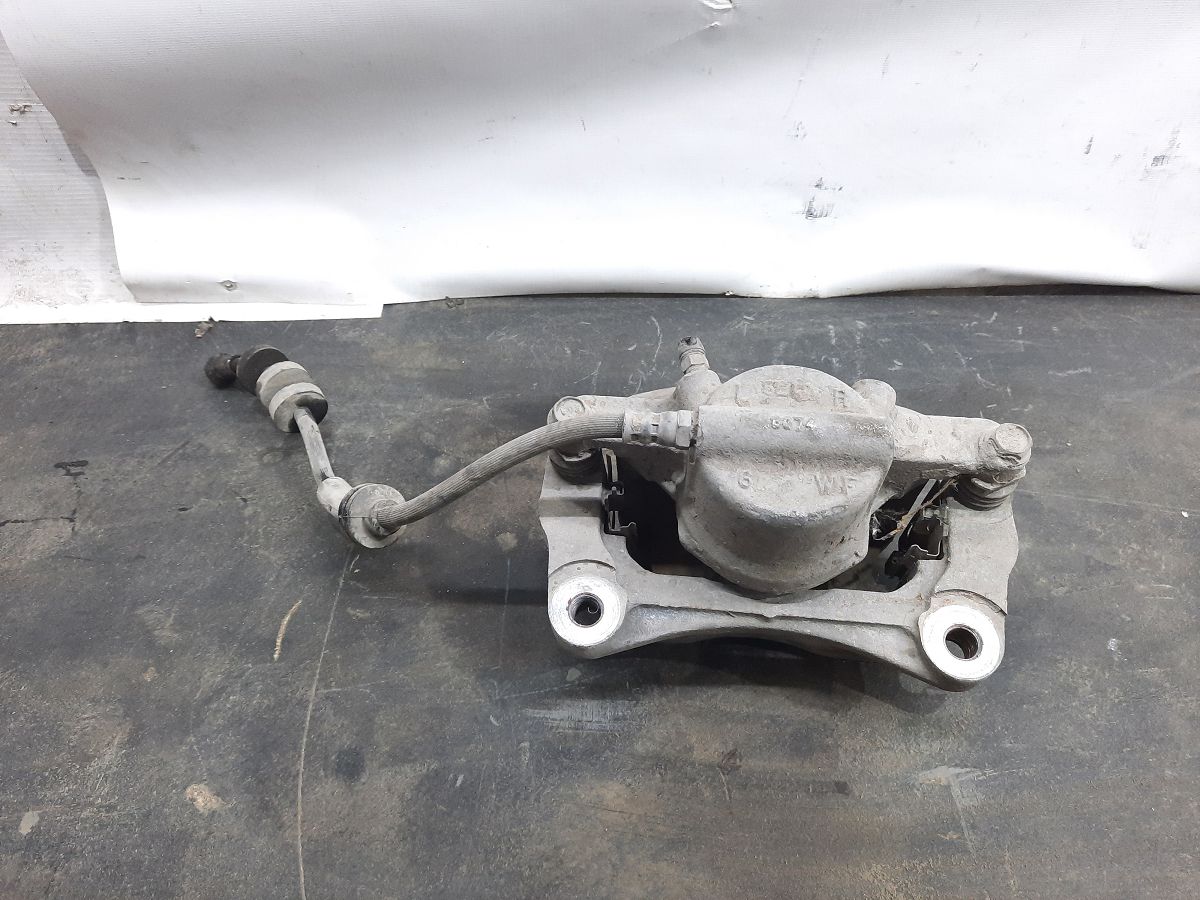 Dart Суппорт тормозной передний левый Dodge Dart 2013-2019 68160685AB Dodge Dart 4