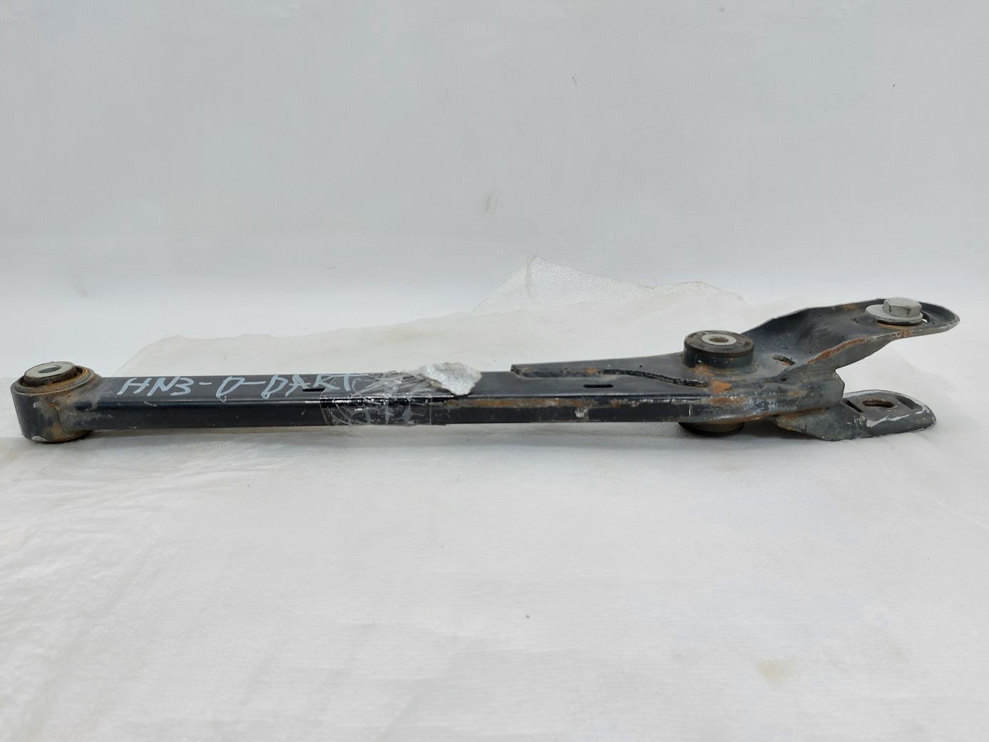 Dart Важіль задній лівий/правий нижній Dodge Dart 2013-2019 68080590AE Dodge Dart 47