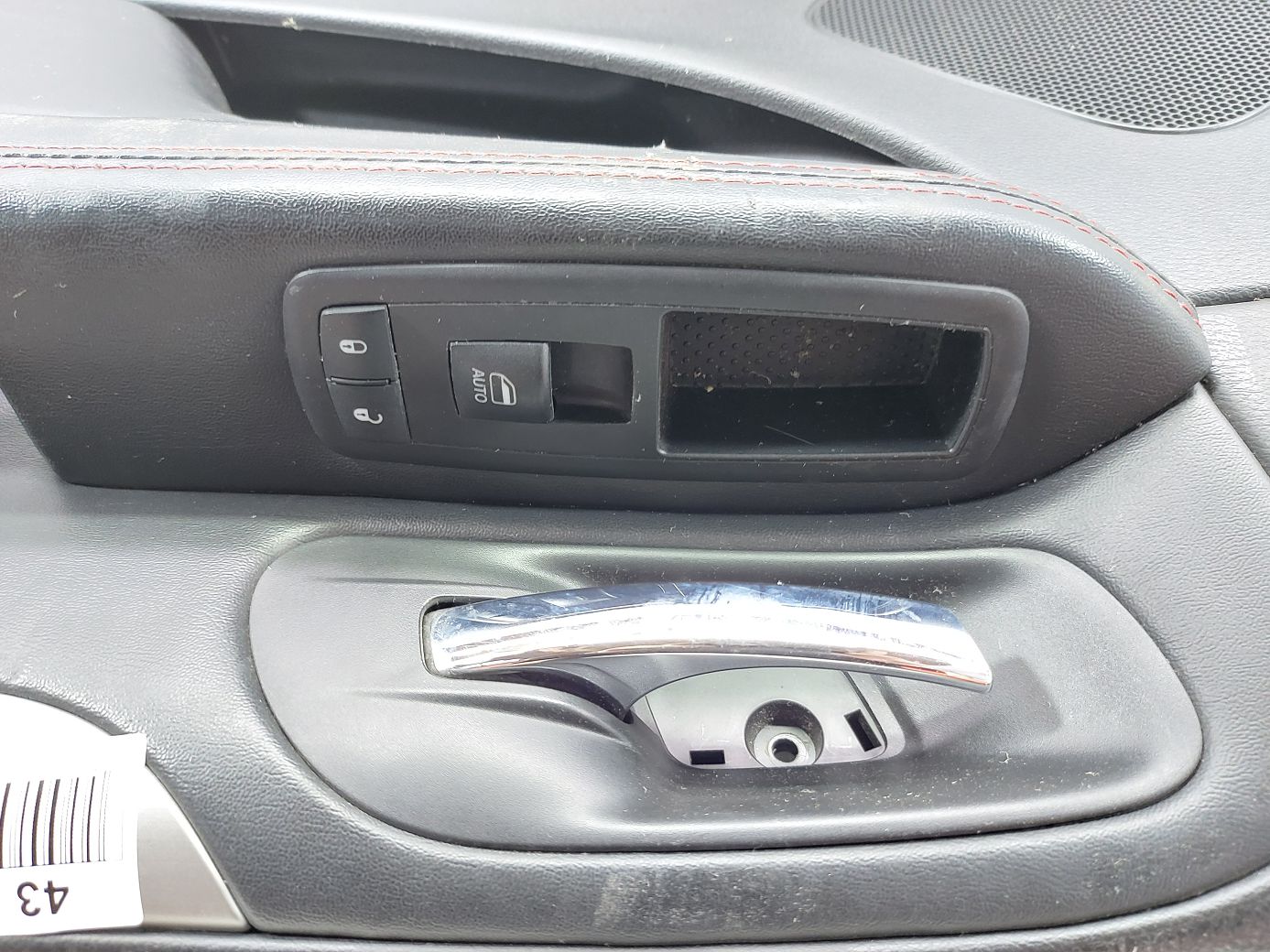 Grand caravan Карта двери передней правой (черная) Dodge Grand Caravan 2017-2020 5SS281X9AA Dodge Grand Caravan 3