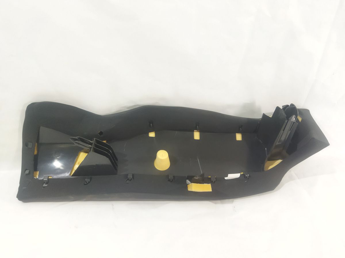 S60 Бічна спинка заднього ряду сидінь права Volvo S60 2011-2018 1288689 Volvo S60 5