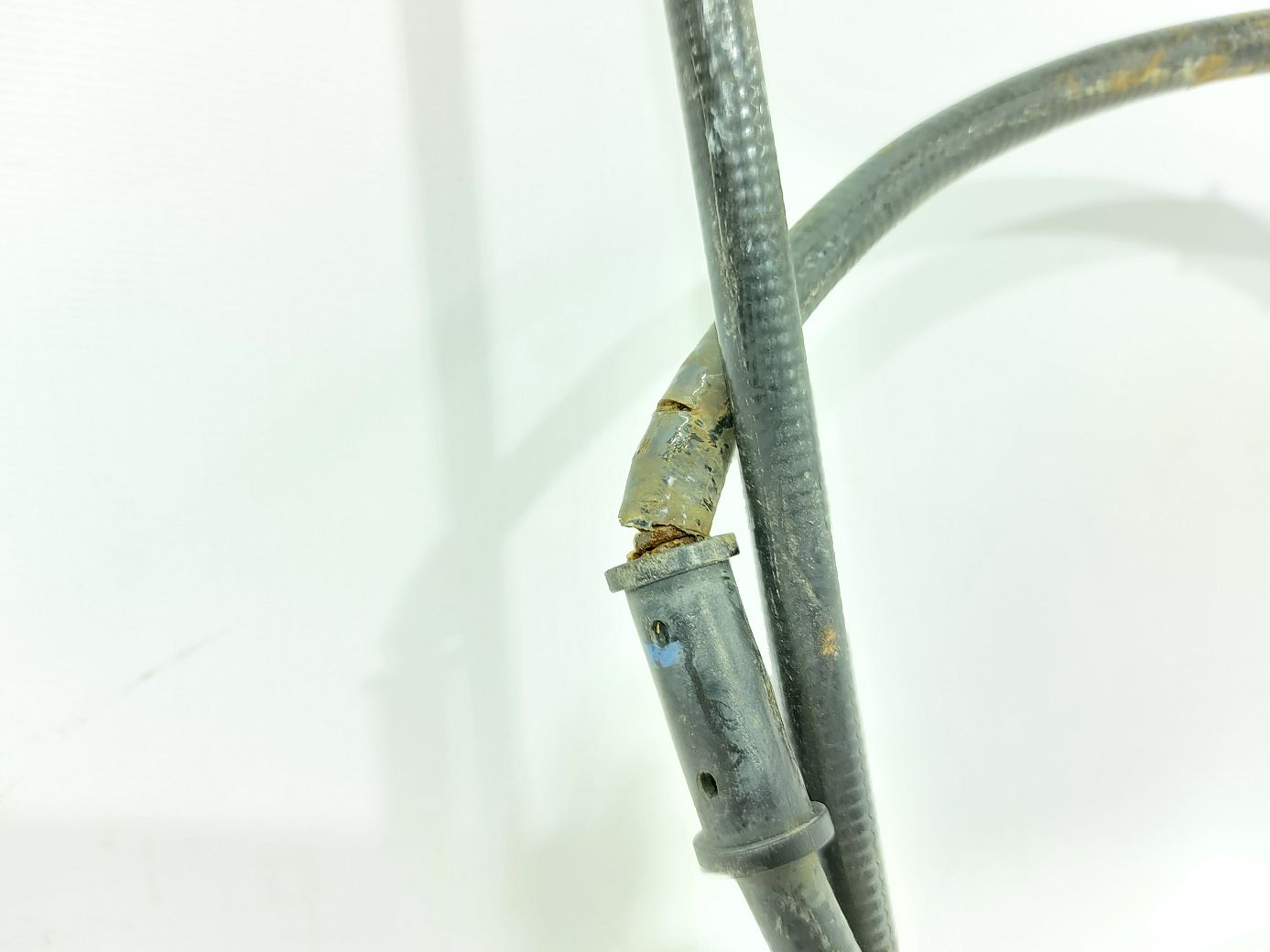 Malibu Трос гальма стоянки правий Chevrolet Malibu 2014-2016 23494625 Chevrolet Malibu 4