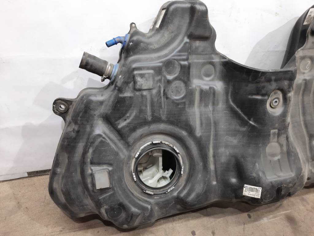 7 series Топливный бак BMW 7 2009-2015 16117267498 BMW 7 2