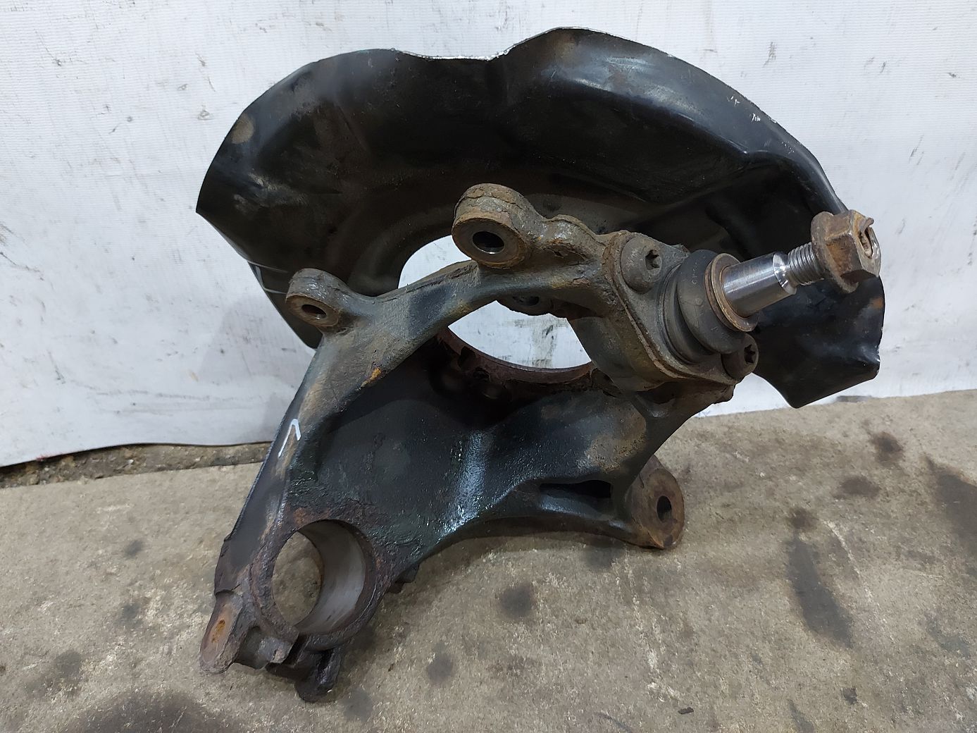 Cooper countryman Поворотный кулак левый Mini Cooper Countryman 2011-2016 31219804423 Mini Cooper Countryman 2