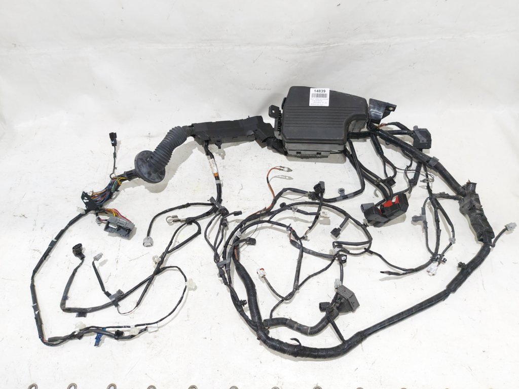 6 Накладка крила переднього права Mazda 6 2014-2019 GHP9-56-915B Mazda 6 6