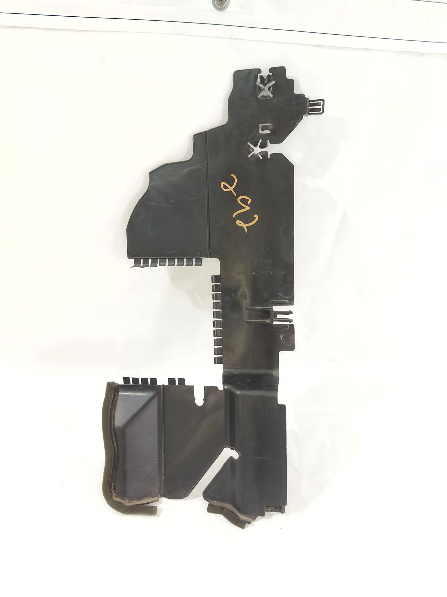 Altima Дефлектор радіатора лівий Nissan Altima 2013-2015 921853TA0A Nissan Altima 2