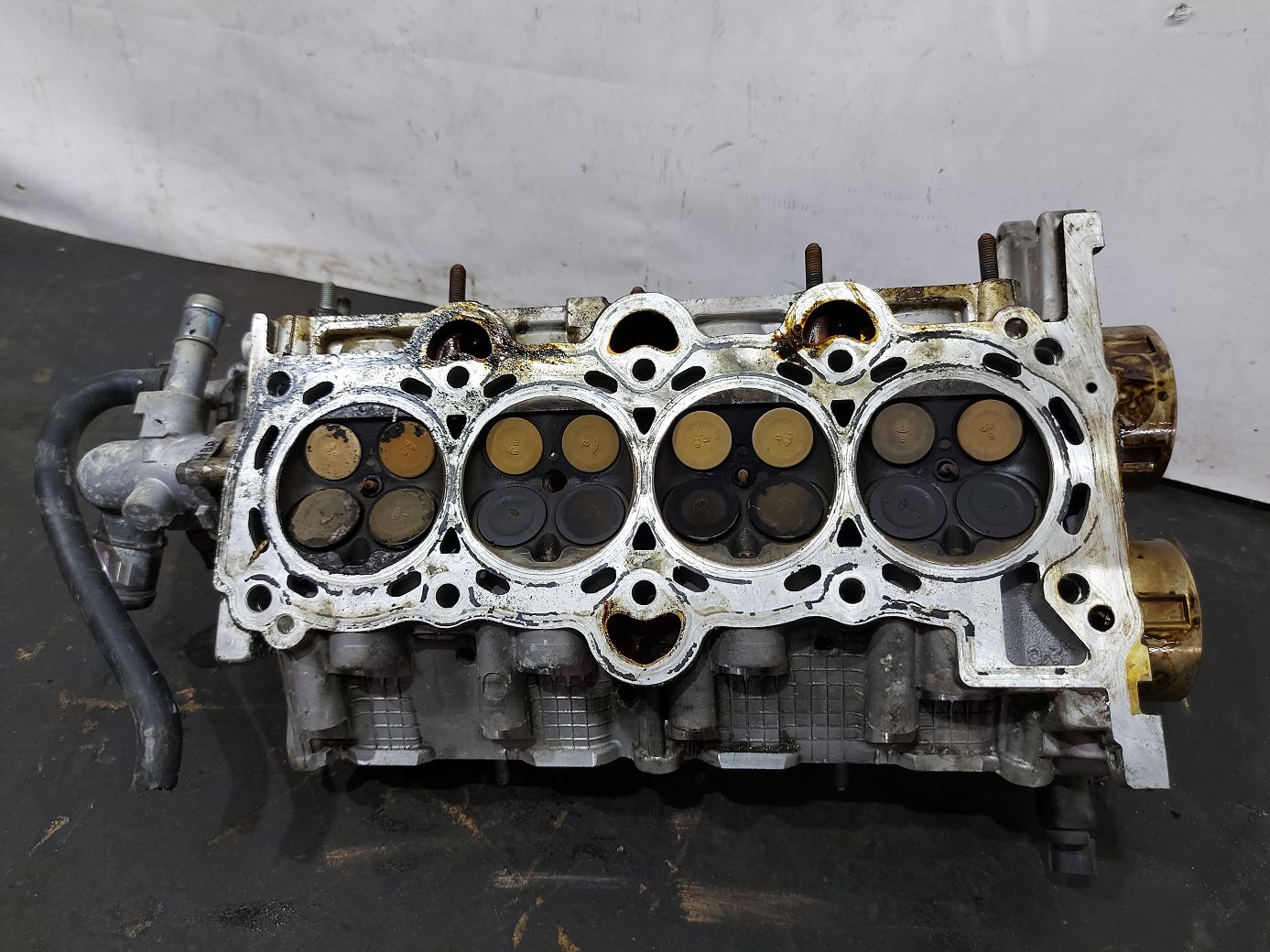 Veloster Головка блока цилиндров Hyundai Veloster 2012-2017 221002B702 Hyundai Veloster 4