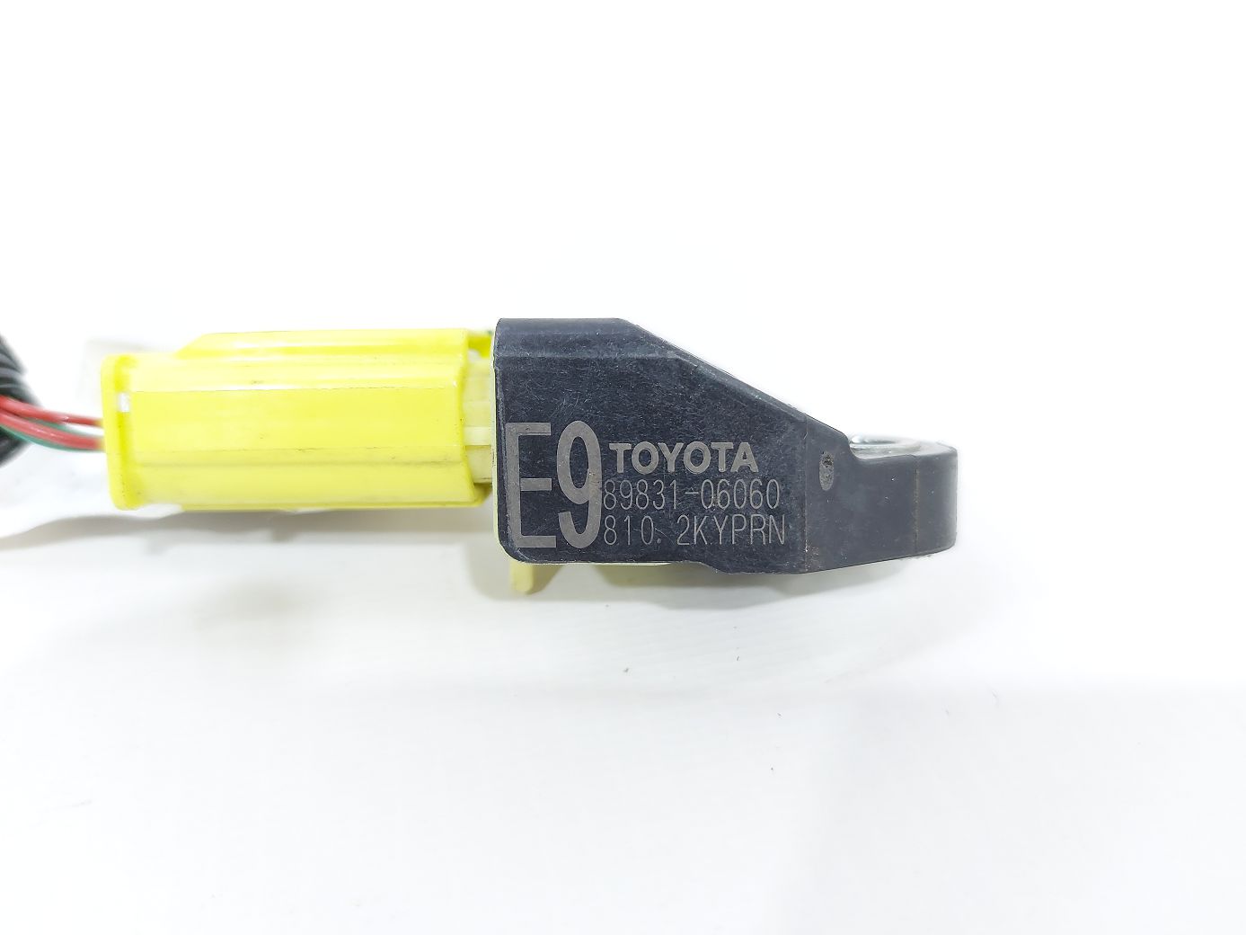 Camry Датчик удару Toyota Camry 2013-2017 8983106060 Toyota Camry 12 Camry Датчик удару Toyota Camry 2013-2017 8983106060 Toyota Camry 12
