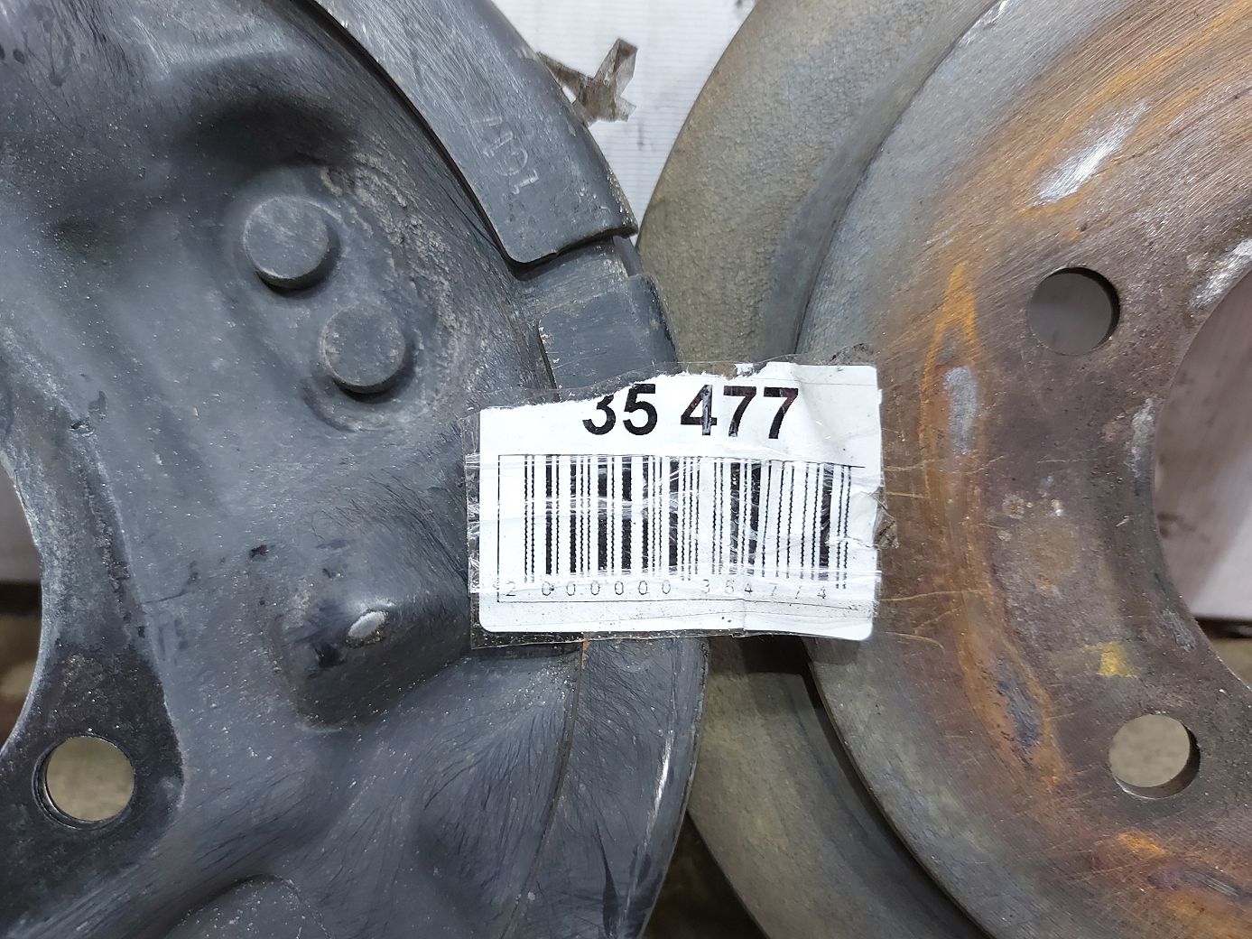 Patriot Барабан задній лівий/правий Jeep Patriot 2012 5105617AC Jeep Patriot 5