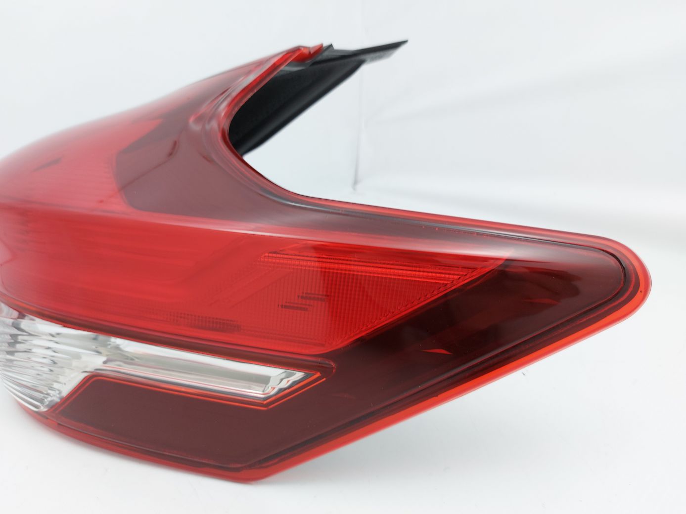 Задние фонари Фонарь задний правый наружный Nissan Kicks 2018-2021 265505RL0A Nissan Kicks 3