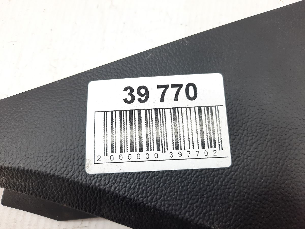 Ats Накладка центральной консоли боковая правая Cadillac ATS 2013-2019 23235362 Cadillac ATS 4