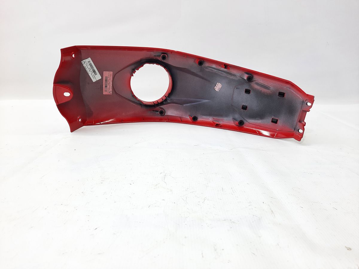 R 1200 Обшивка бензобака центральна BMW R 1200 2014 46638536976 BMW R 1200 6