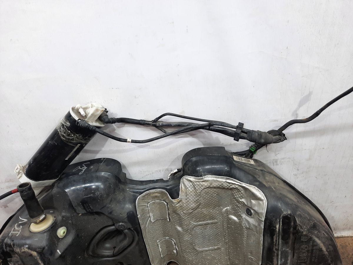 Challenger coupe Бензобак Dodge Challenger Coupe 2009-2017 68102695AG Dodge Challenger Coupe 9 Challenger coupe Бензобак Dodge Challenger Coupe 2009-2017 68102695AG Dodge Challenger Coupe 9