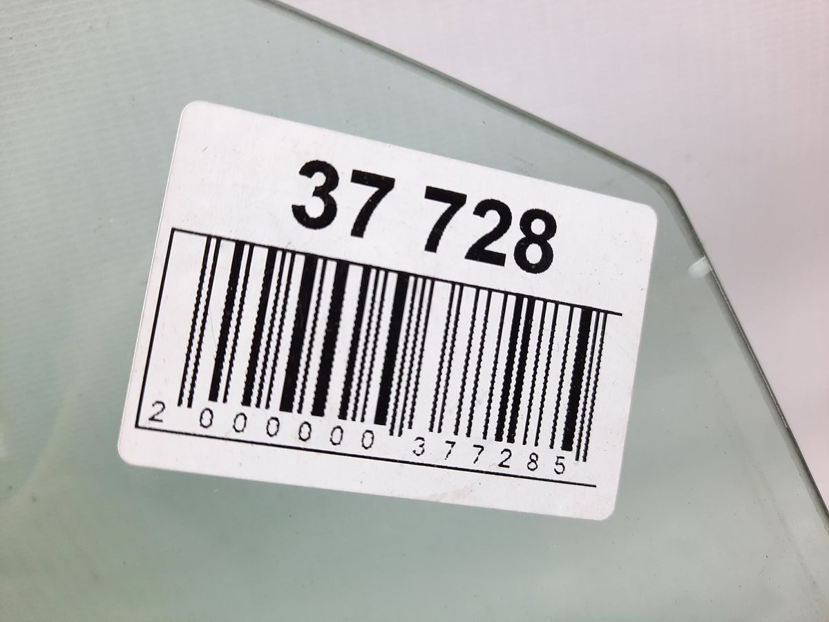 Sonata Стекло двери задней левой Hyundai Sonata 2011-2015 834103S010 Hyundai Sonata 3