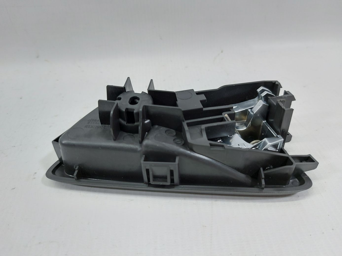 Fiesta Ручка дверей задньої правої внутрішня (сіра) Ford Fiesta 2014-2019 AE8Z5422600GA Ford Fiesta 4 Fiesta Ручка дверей задньої правої внутрішня (сіра) Ford Fiesta 2014-2019 AE8Z5422600GA Ford Fiesta 4