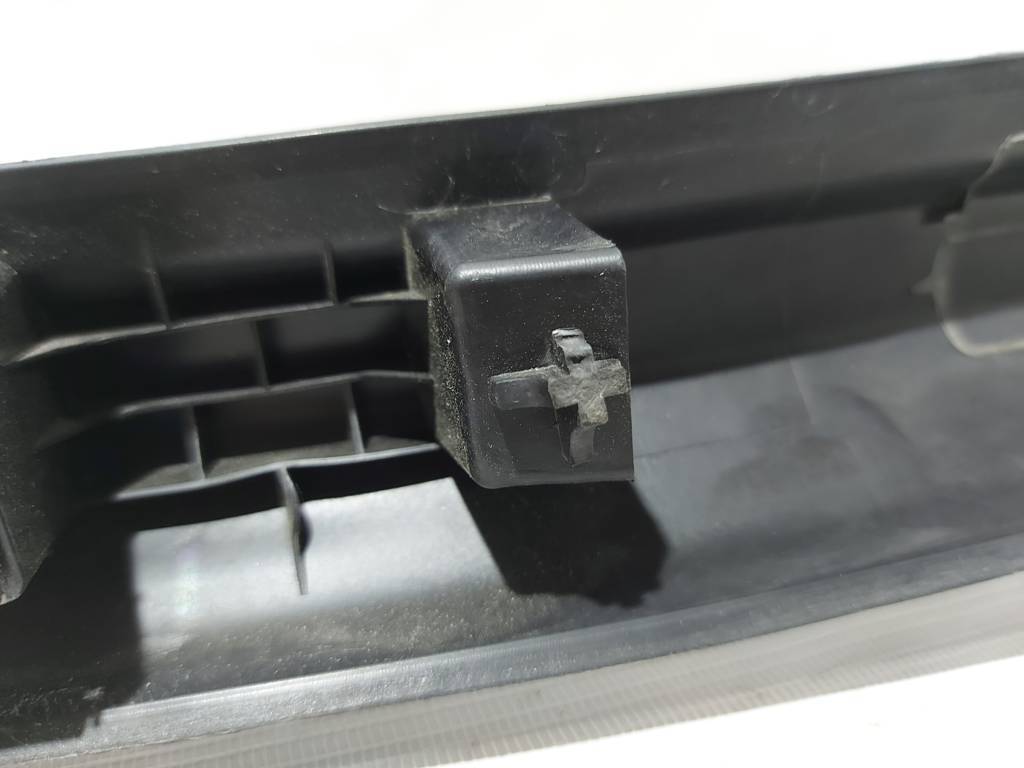 Cruze Обшивка порога переднего права Chevrolet Cruze 2016-2019 84243029 Chevrolet Cruze 10