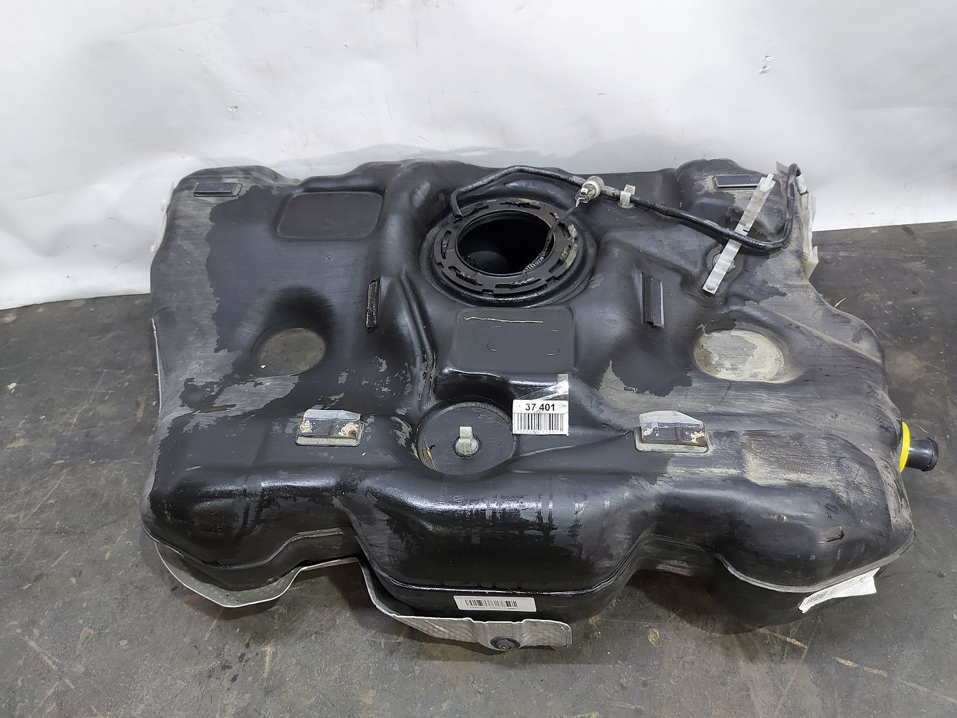 Malibu. Бензобак Chevrolet Malibu 2016-2018 84574974 Chevrolet Malibu