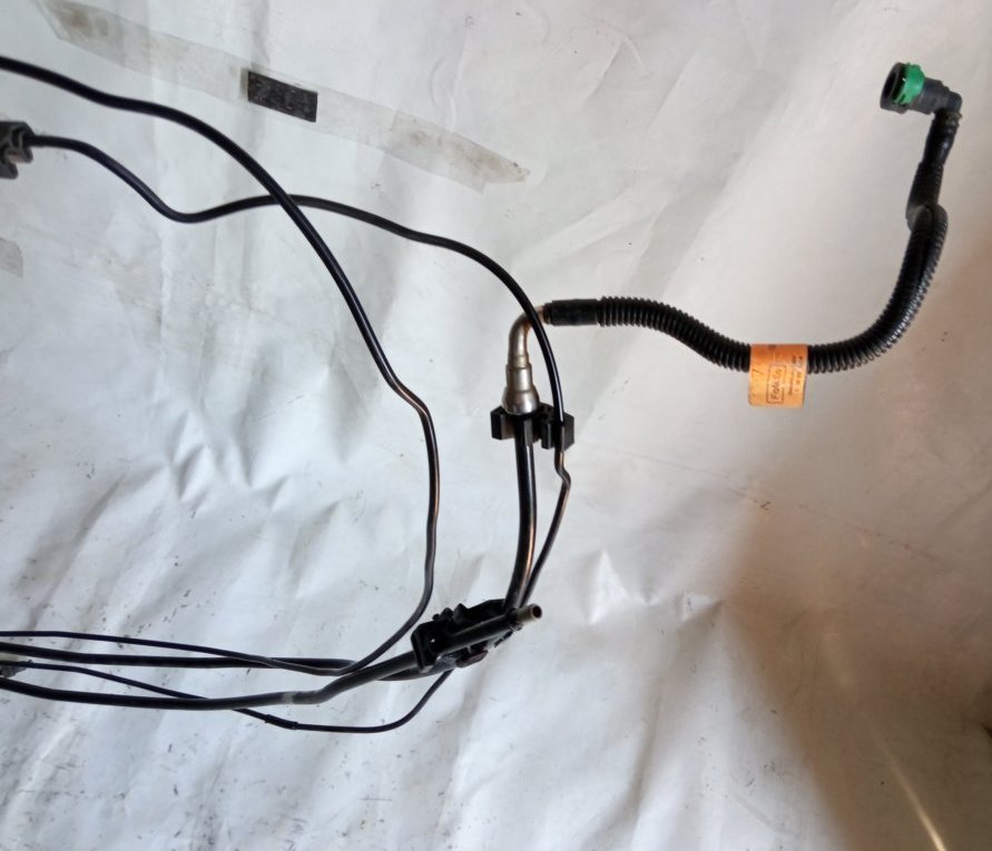 Fusion. Топливная магистраль Ford Fusion 2013-2016 DG9Z9D667D Ford Fusion