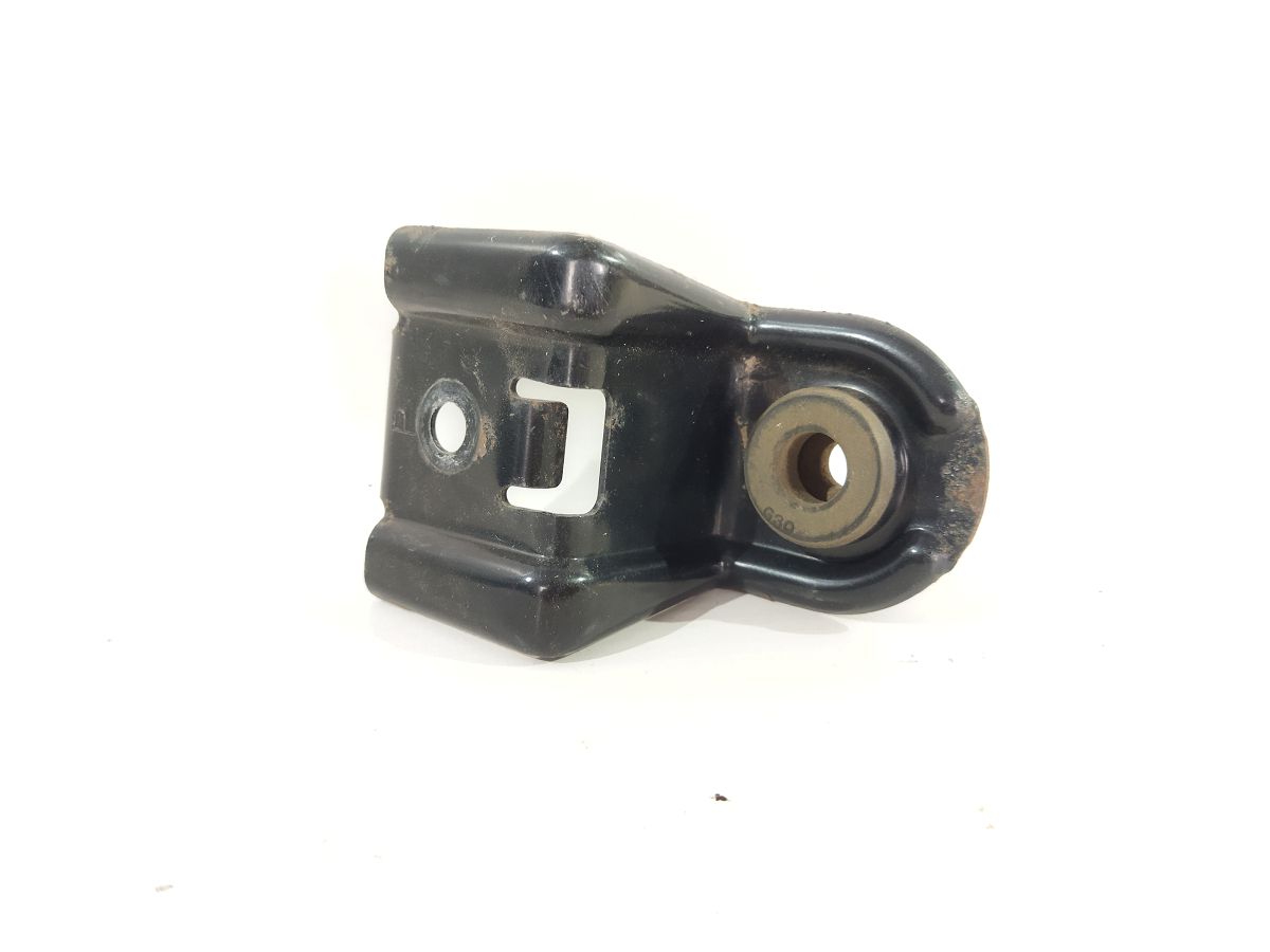 Forester. Кронштейн радиатора левый/правый верхний Subaru Forester 2014-2018 45124SC000 Subaru Forester