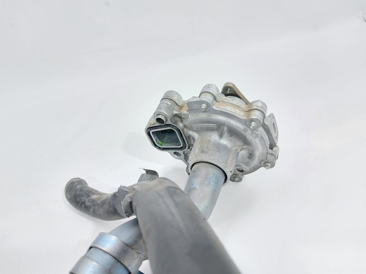 3 Помпа водяна Mazda 3 2012-2018 PEDD15010A Mazda 3 4