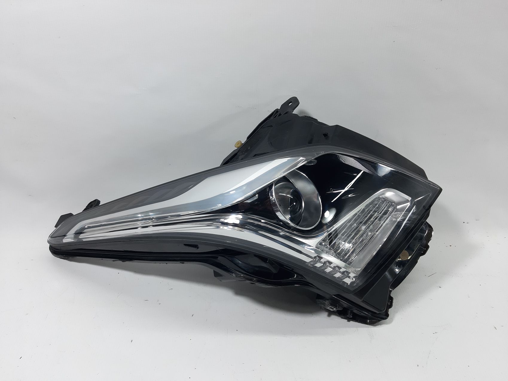Фари головного світла. Фара передня ліва Cadillac ATS 2015-2019 23236355 Cadillac ATS