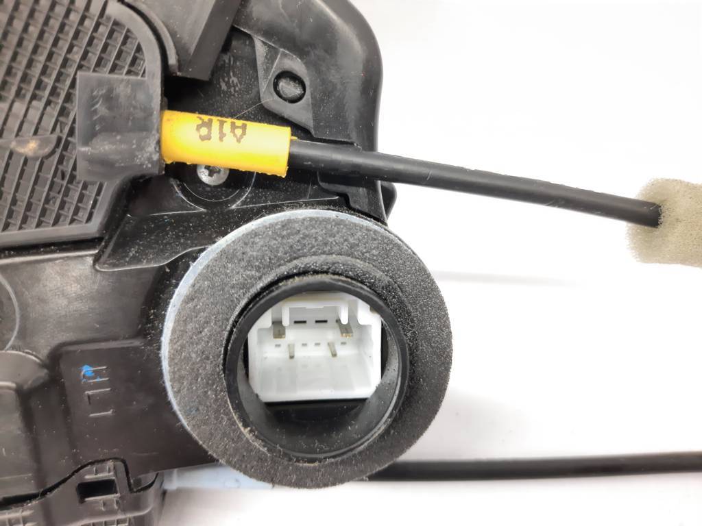 Camry Замок двері задньої лівої Toyota Camry 2007-2020 6906006100 Toyota Camry 3