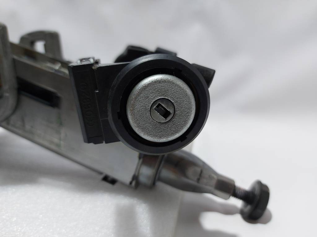 Escape Рульова колонка Ford Escape 2013-2014 CV6Z3C529A Ford Escape 5