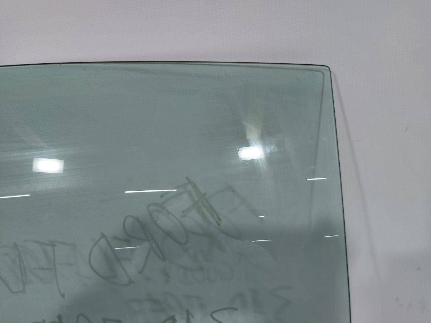 Fusion Стекло двери задней правой Ford Fusion 2013-2020 DS7Z5425712A Ford Fusion 13