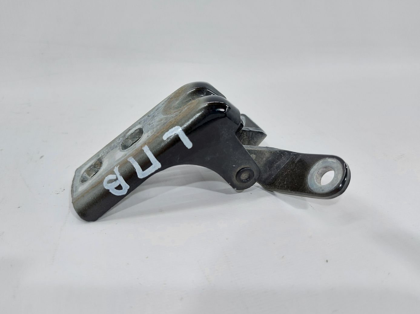 Volt Петля двери передней левой/правой верхняя Chevrolet Volt 2011-2015 20992730 Chevrolet Volt 2