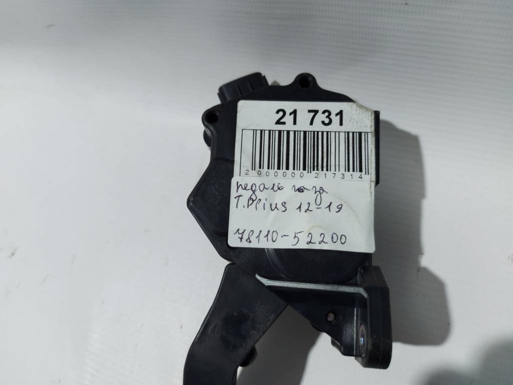 Prius c Педаль газу Toyota Prius C 2012-2019 7811052200 Toyota Prius C 2