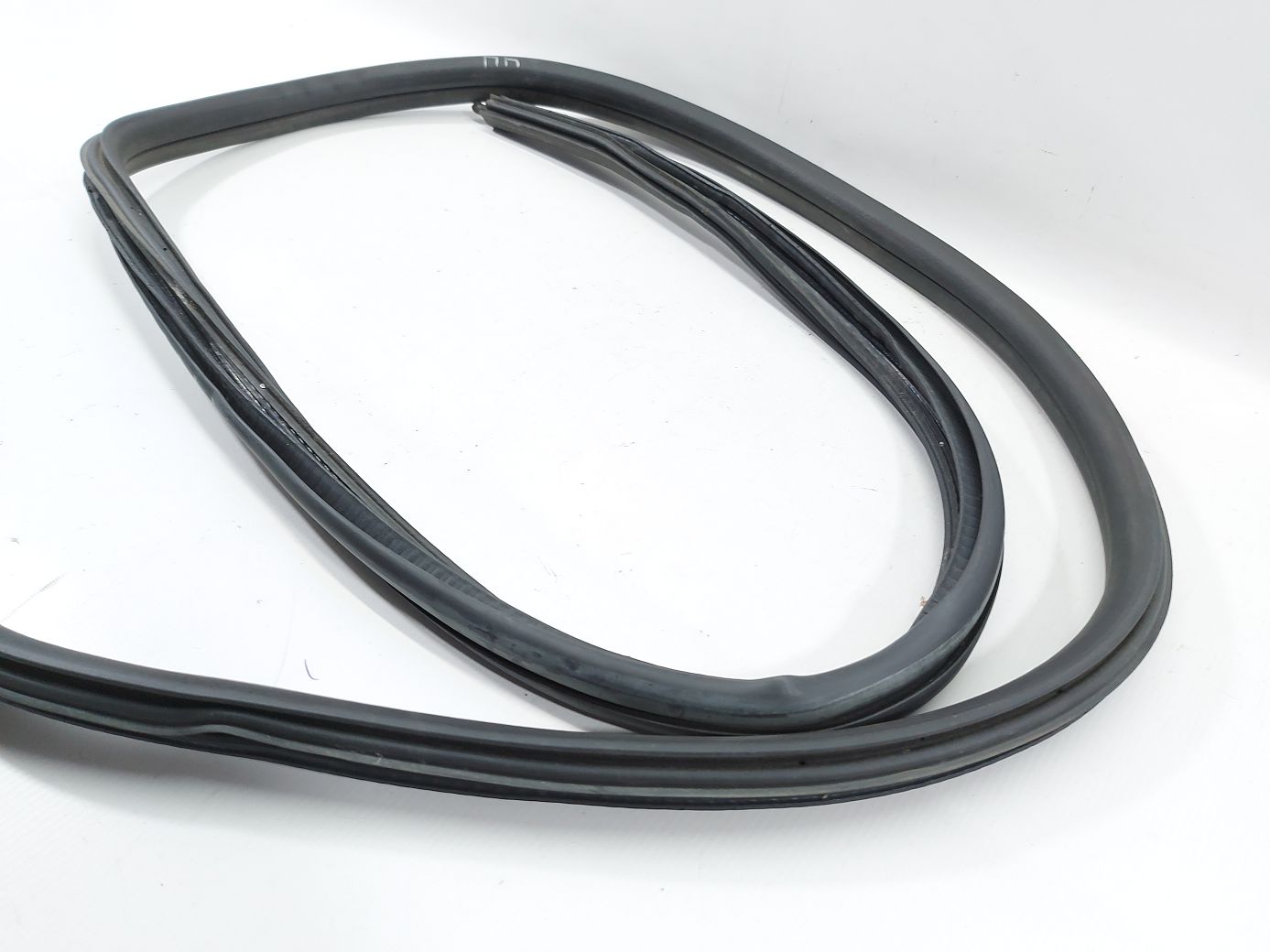 Hhr Ущільнювальна гумка дверей передньої правої Chevrolet HHR 2006-2011 19207675 Chevrolet HHR 2