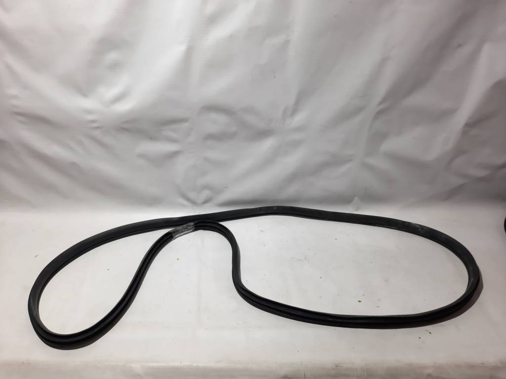 6 Ущільнювальна гумка дверей задньої лівої/правої Mazda 6 2014-2017 GHK1-68-913 Mazda 6 3