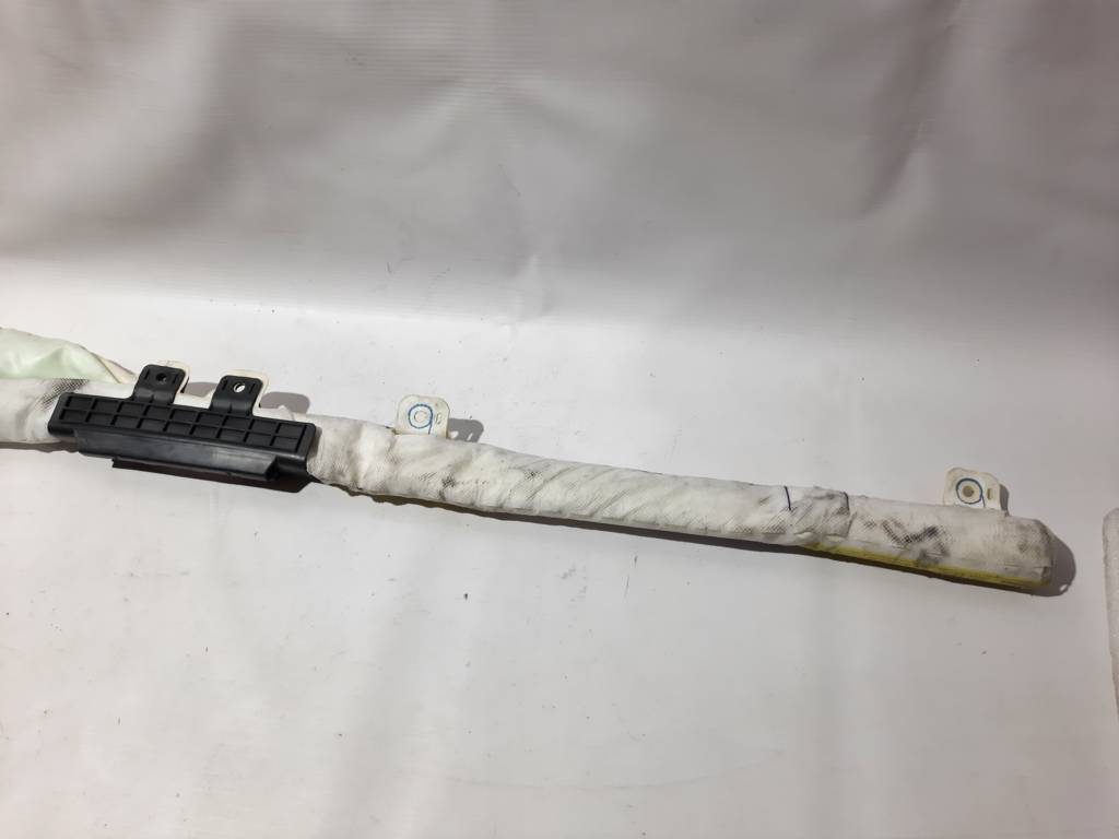 Veloster Air Bag шторка ліва Hyundai Veloster 2012-2017 850102V000 Hyundai Veloster 3