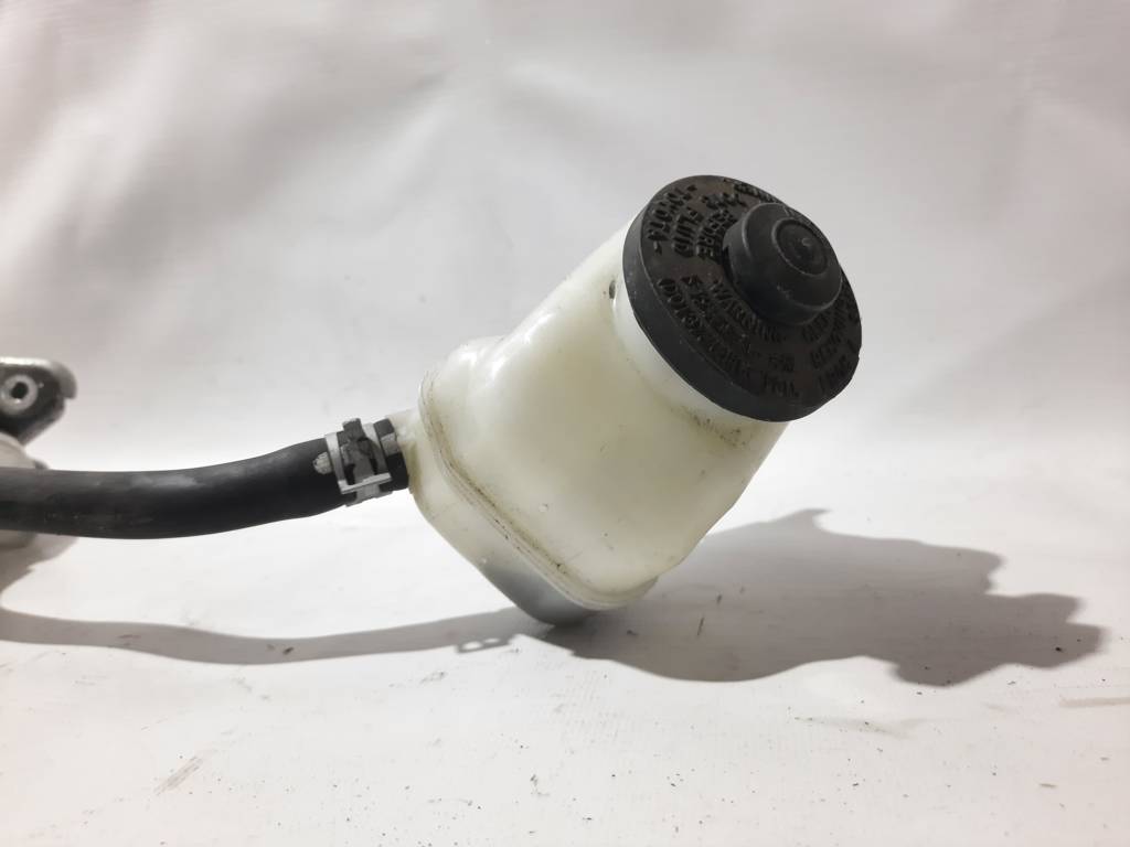 Sienna Головний гальмівний циліндр Toyota SIENNA 2008-2020 472010E060 Toyota SIENNA 4