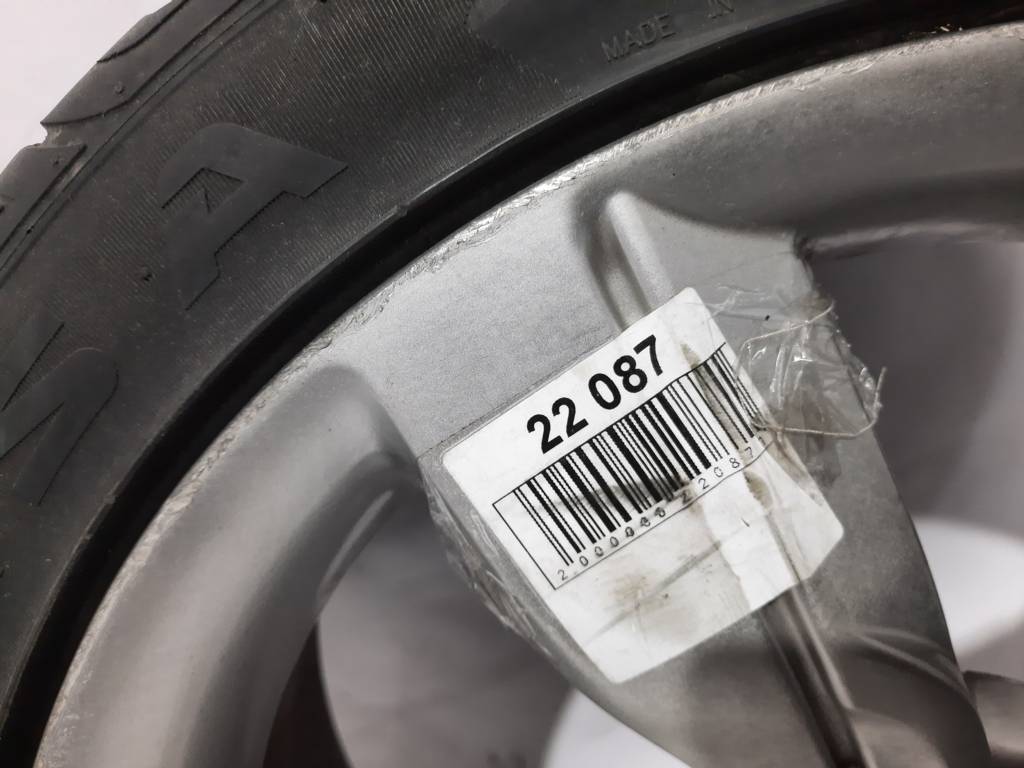 Veloster Колеса R17 Hyundai Veloster 2012-2014 529102V050 Hyundai Veloster 8