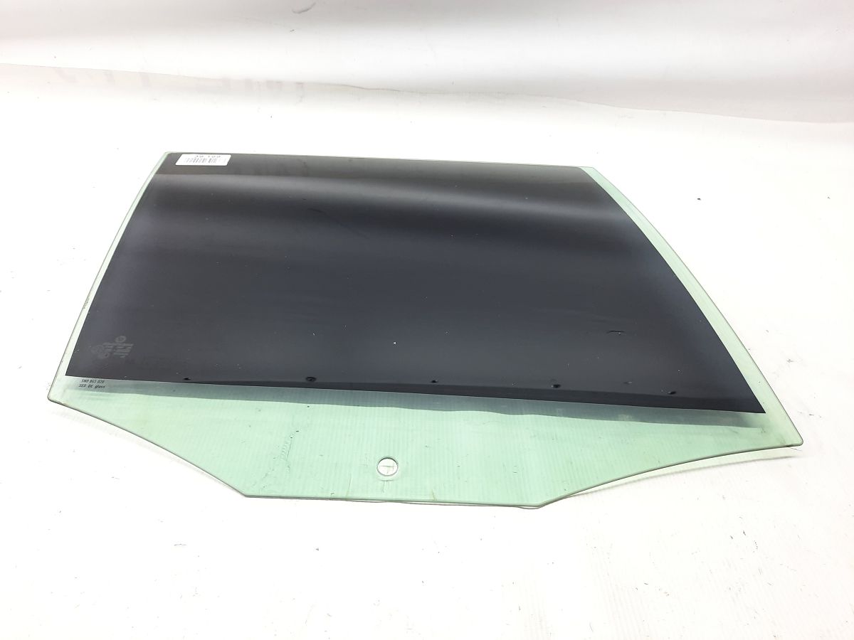 Tiguan. Скло дверей задньої правої Volkswagen Tiguan 2009-2018 5N0845026A Volkswagen Tiguan Tiguan. Скло дверей задньої правої Volkswagen Tiguan 2009-2018 5N0845026A Volkswagen Tiguan