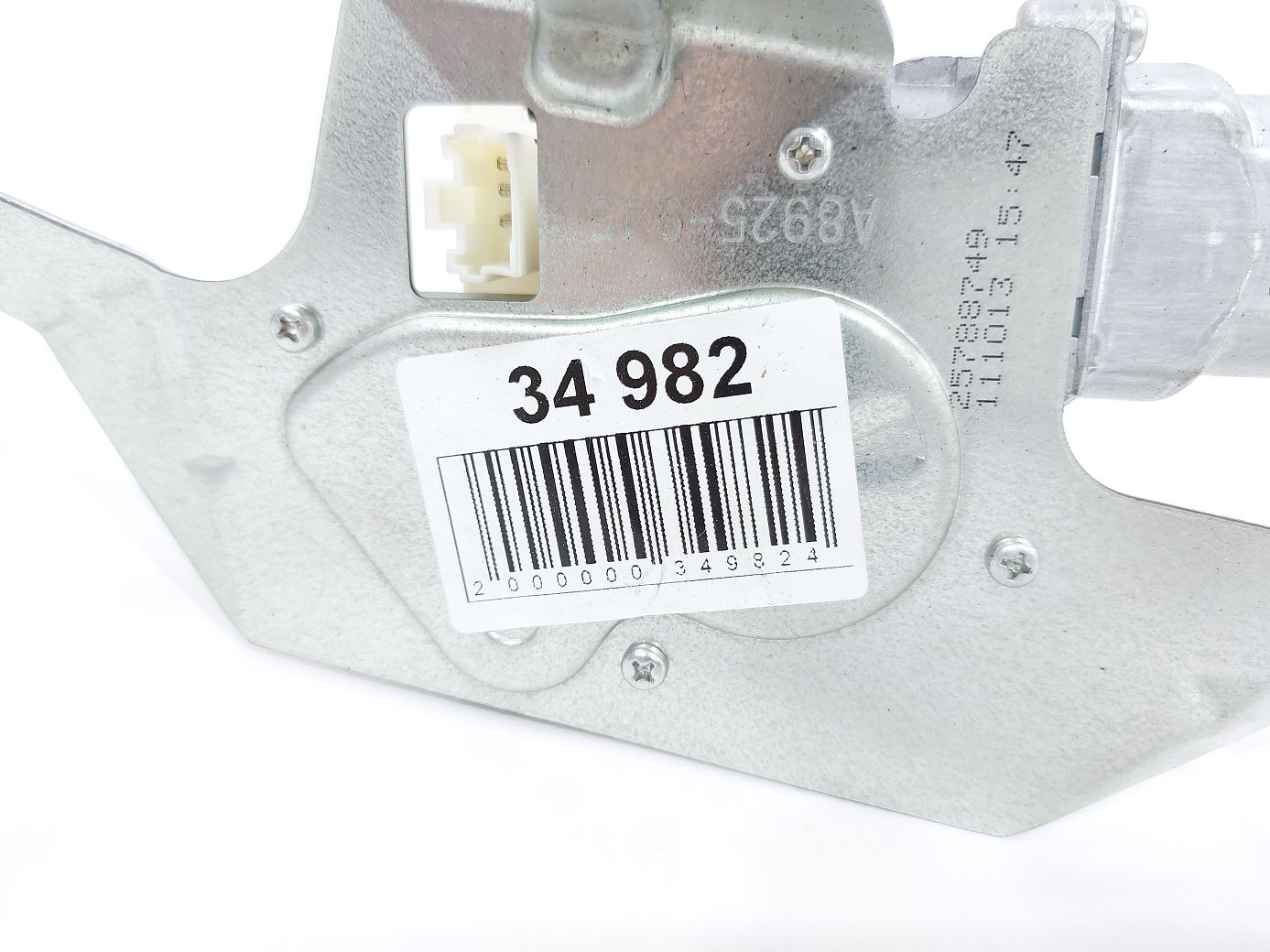 Equinox Моторчик стеклоочистителя заднего Chevrolet Equinox 2010-2017 25788749 Chevrolet Equinox 9 Equinox Моторчик стеклоочистителя заднего Chevrolet Equinox 2010-2017 25788749 Chevrolet Equinox 9