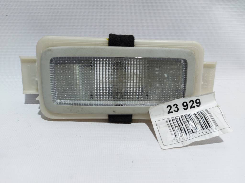 3 Плафон освещения салона задний Mazda 3 2014-2019 BHN951310A75 Mazda 3 4