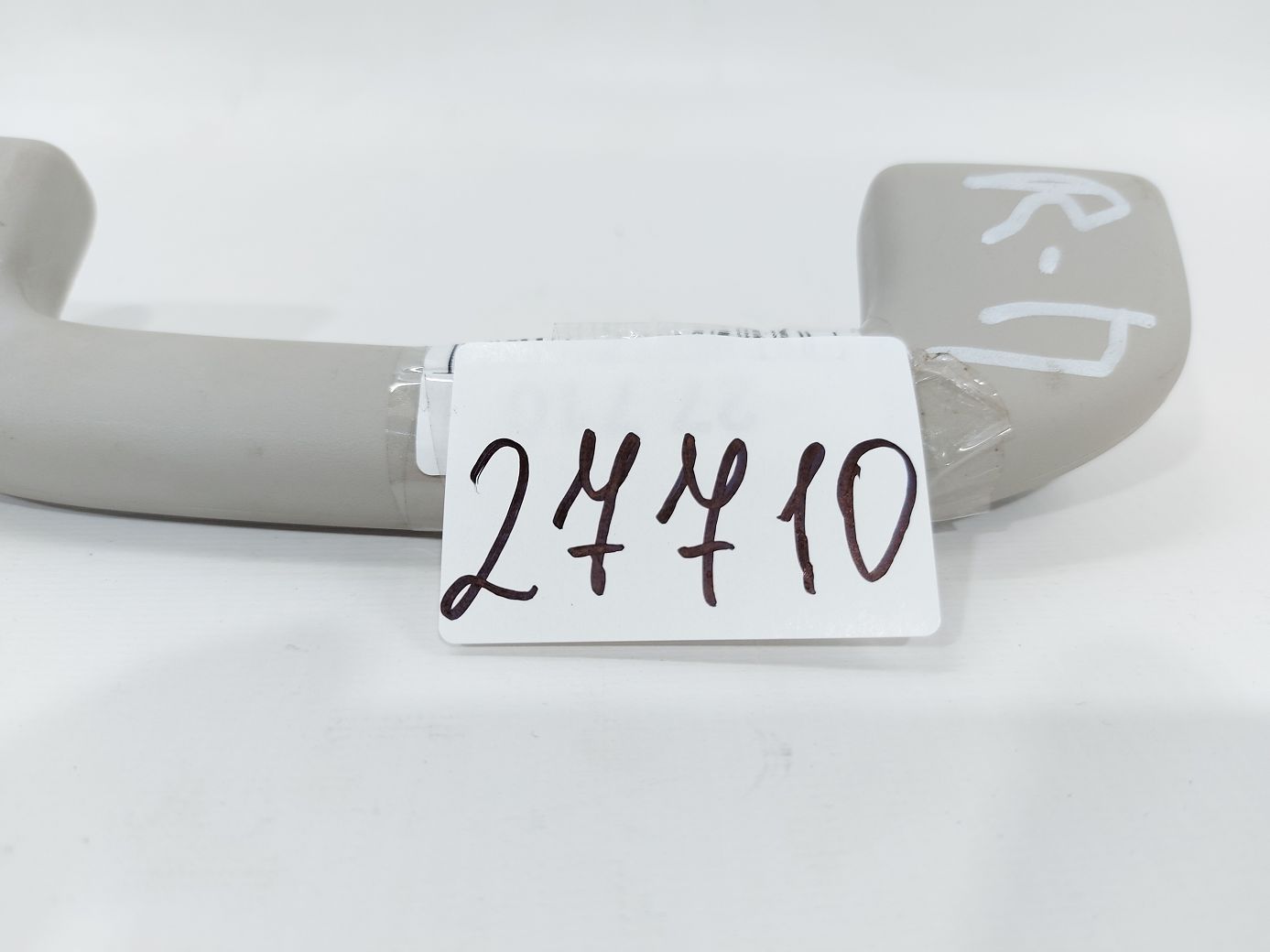 Sentra Ручка потолка Nissan Sentra 2013-2019 739403SR0A Nissan Sentra 16