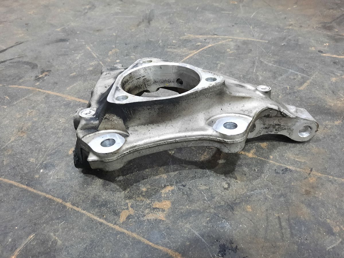 Ats Поворотний кулак передній лівий Cadillac ATS 2013-2016 23118083 Cadillac ATS 4