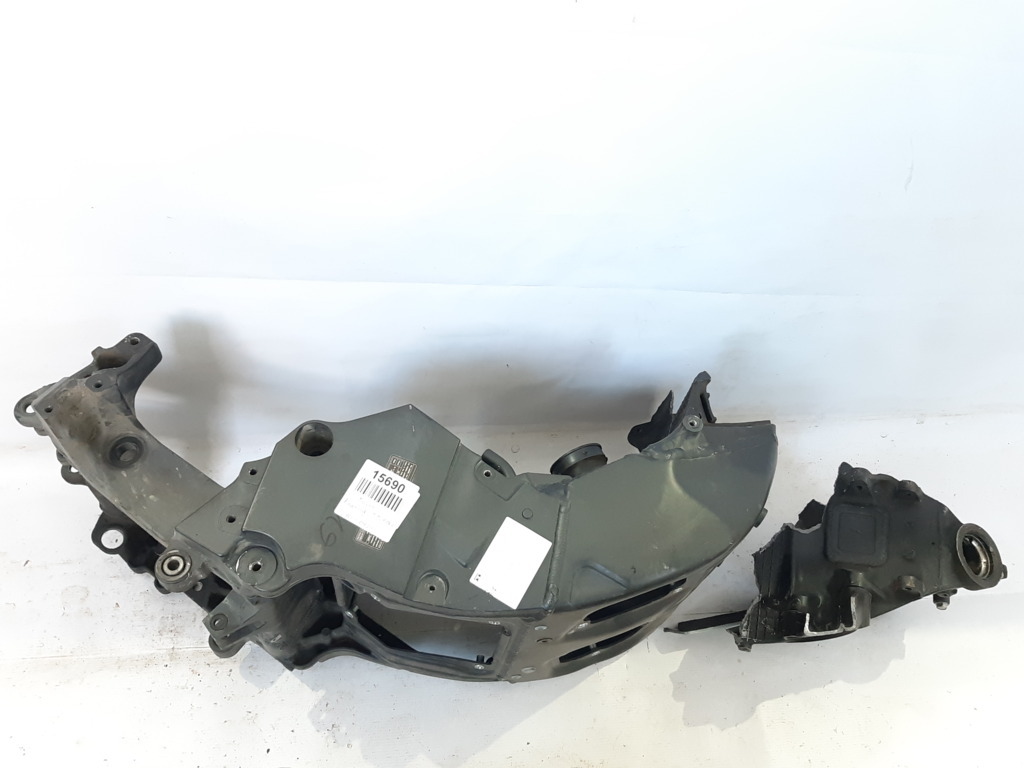 Gtr-1400 Рама (ушкоджена) Kawasaki GTR-1400 2010 321600474 Kawasaki GTR-1400 7