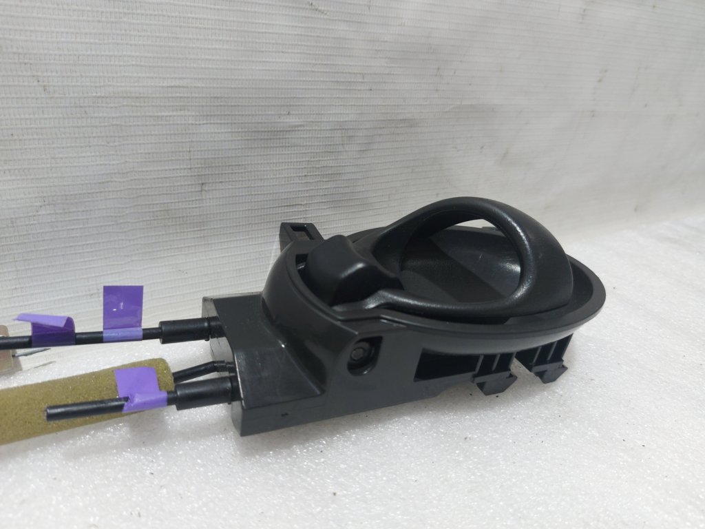 Versa Замок двері передньої правої Nissan Versa 2012-2019 805003BA0A Nissan Versa 3